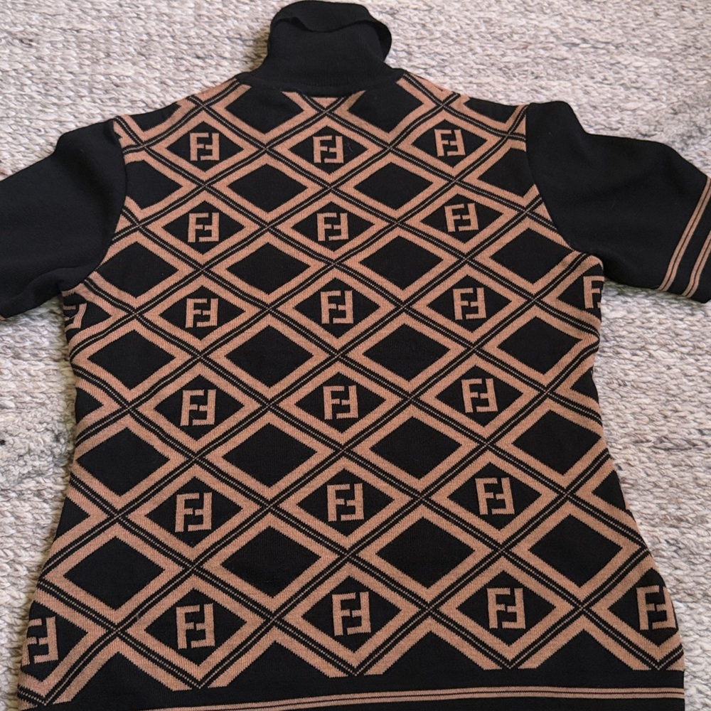 Vintage Fendi Black and Brown Geometric Knit Top SZ 44 - Picture 3 of 5